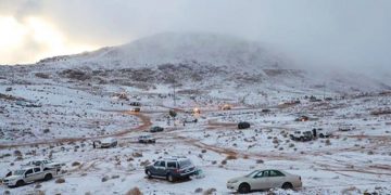 Akhir 2025 Salju Turun di Arab saudi, Ini yang Terjadi