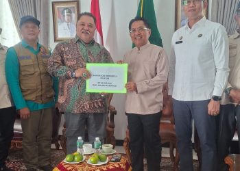 Pemkab Bengkulu Selatan Beri Bantuan Rp130 Juta Untuk Korban Bencana di Sumatera Barat