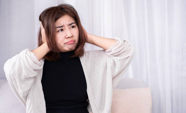 Jangan Hanya Ditiup, Gunakan Cara Ini untuk Atasi Telinga Berdenging Secara Tiba-tiba