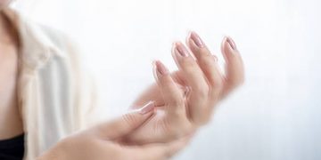 Kekurangan Vitamin B Bisa Jadi Penyebab Utama Tubuh Alami Kesemutan, Cek Lainnya!