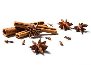 Catat! Ada 6 Kelompok Orang yang Dilarang Konsumsi Bunga Lawang, Siapa Saja?