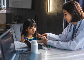 3 Dampak Positif Pola Asuh Strict Parents pada Anak, Apa Saja?