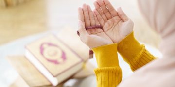 Disebut Sebagai Doa Pengantar Tidur, Ini Keutamaan Surah Al-Falaq yang Wajib Diketahui!