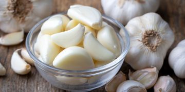 Ampuh Turunkan Kolesterol hingga Cegah Sakit Maag, Ini Manfaat Bawang Putih untuk Kesehatan