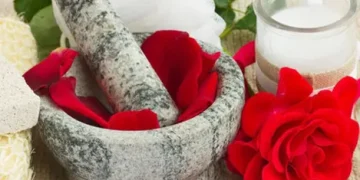 Sering Dijadikan Bahan Skincare, Ini 6 Manfaat Bunga Mawar untuk Kecantikan Kulit