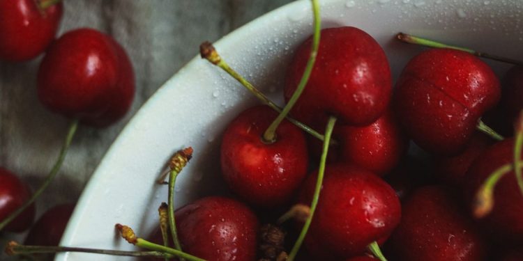 Ini Efek Samping Buah Ceri yang Perlu Diketahui, Berisiko Konsumsi Berlebihan