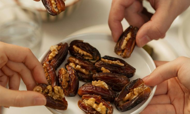 Ini 6 Efek Samping Makan Kurma Berlebihan, Perlu Membatasi Asupannya