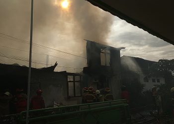 Rumah Warga Pengantungan Kota Bengkulu Terbakar, Diduga Konsleting Listrik