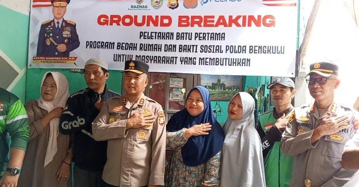 Kapolda Bengkulu Pimpin Peletakan Batu Pertama Program Bedah Rumah ke-67