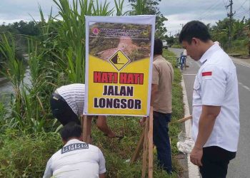 Rawan Longsor, BPBD Bengkulu Selatan Pasang Rambu Peringatan di 4 Kawasan Ini