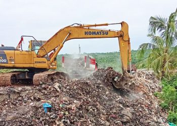 Ratusan Ton Sampah Diangkut, DLHK Bengkulu Selatan Tata Ulang TPA Kayu Arau