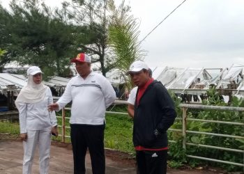 Gelar Aksi Bersih Pantai, Walikota Soroti Bangunan Bernilai Miliaran Terbengkalai di Pantai Panjang
