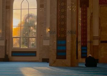 6 Cara Menghadapi Fitnah Akhir Zaman Menurut Islam, Bekal Iman agar Tetap Selamat