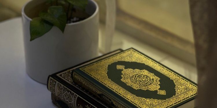 Cek di Sini! Keutamaan Membaca Surah Al-Kahfi Menurut Islam, Amalan Sunah Anjuran Nabi Muhammad