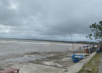 Wisata Pantai Pasar Bawah Masih Tujuan Utama Wisatawan Luar Daerah