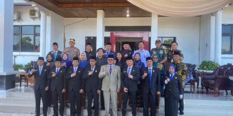 Bupati Bengkulu Selatan Lantik Sekda dan 7 Kadis Sekaligus, Berikut Nama-namanya!