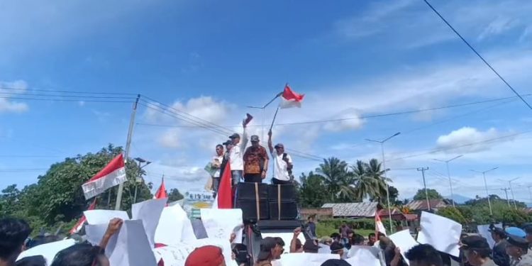 Polemik HGU PT Riau Agrindo Agung Mencuat, Ratusan Warga Datangi Kantor Bupati Bengkulu Tengah