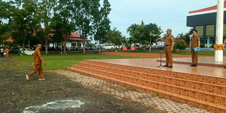 Merokok Saat Apel, ASN Perpusda Seluma Ditegur Keras Bupati