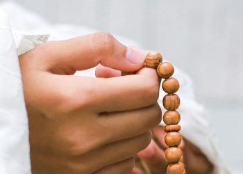 Ketahui Keutamaan Sholawat Syifa, Amalan Doa Kesembuhan dan Ketenangan Hati