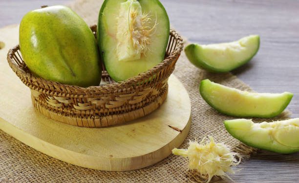 Dapat Cegah Anemia hingga Jaga Imun Tubuh, Ini Manfaat Buah Kedondong untuk Ibu Hamil