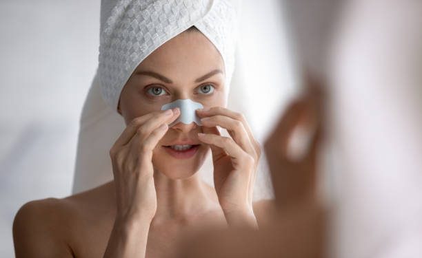 8 Rekomendasi Produk Skincare yang Baik untuk Atasi Komedo di Wajah, Yuk Cobain!