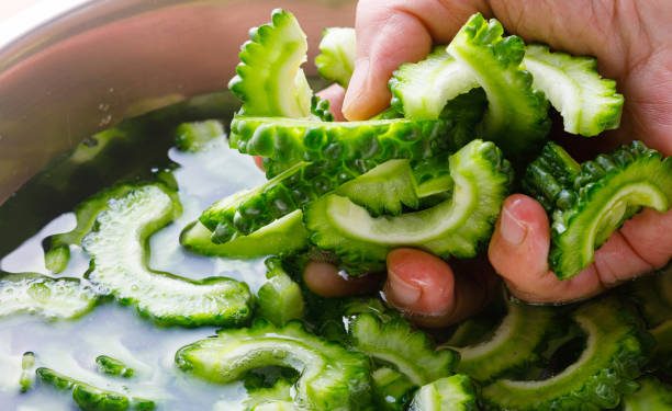 8 Tips Kurangi Rasa Pahit Pada Pare, Yuk Terapkan Sebelum Dimasak!