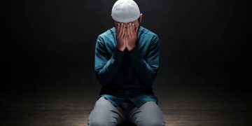 Panduan Lengkap Tata Cara Sholat Istikhara: Arab, Latin, dan Artinya