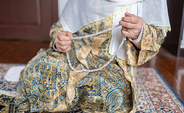 Amalkan Setiap Hari! Ini Bacaan dan Keutamaan Sholawat Al Fatih, Insya Allah dapat Pahala Berlipat