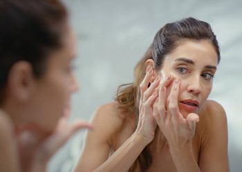 Hempaskan Komedo di Wajah dengan Gunakan 5 Bahan Alami Ini, Salah Satunya Masker Putih Telur