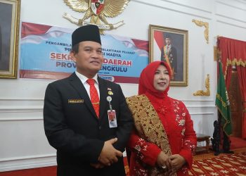 Resmi Dilantik Gubernur Helmi Hasan, Ini Rekam Jejak Herwan Antoni