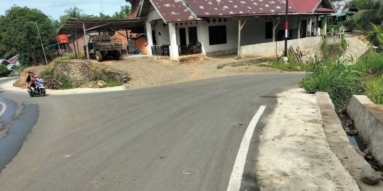 Warga Pagar Jati dan Merigi Sakti Apresiasi Perbaikan Jalan: Terima Kasih Gubernur Helmi Hasan