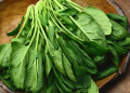 Inilah 5 Efek Samping Konsumsi Sayur Bayam Secara Berlebihan, Salah Satunya Bikin Tulang Keropos