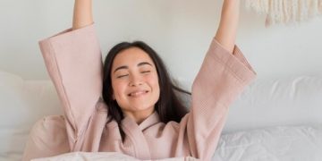 6 Adab Bangun Tidur yang Dianjurkan Islam, Ayo Amalkan!