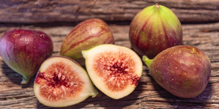 Bukan Hanya Lezat, Cek Disini Segudang Manfaat Buah Tin untuk Kesehatan