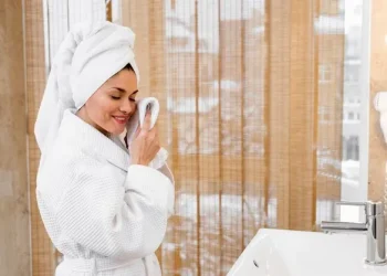 Bikin Tidur Lebih Nyenyak, Cek Disini Segudang Manfaat Mandi Garam untuk Kesehatan