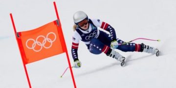 Lindsey Vonn Alami Insiden di Olimpiade Milan-Cortina, Dilarikan dengan Helikopter Medis