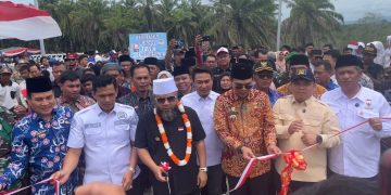 Resmikan Jembatan Matan Rp16 Miliar, Gubernur Helmi Hasan: Akses Pasar Seluma-Rawa Indah Kini Lebih Cepat