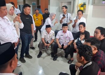 Korban TPPO Kamboja Asal Bengkulu Tiba di Bandara Fatmawati, Tangis Haru Keluarga Pecah