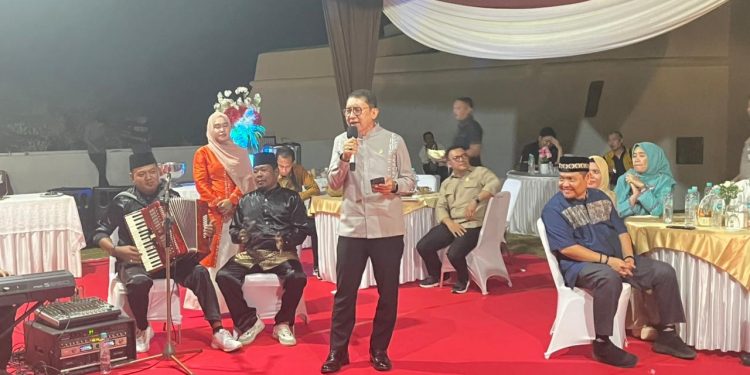 Kunjungi Benteng Marlborough, Menteri Fadli Zon Ingin Bengkulu Jadi Pusat Wisata Budaya