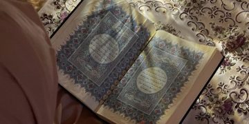 Amalan dan Keutamaan Malam Lailatul Qadr Menurut Islam, Malam yang Lebih Baik dari Seribu Bulan