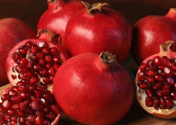 Cek di Sini! 7 Manfaat Konsumsi Buah Delima untuk Kesehatan Tubuh, Sayang Dilewatkan