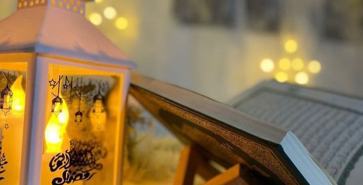 Cek di Sini! Ini Bacaan Niat Puasa Ramadan Menurut Mazhab Syafi’i, Lengkap Arab dan Latin