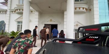 Rumah Mantan Bupati Kepahiang Digeledah Jaksa, Diduga Terkait Penyelewengan Lahan GOR