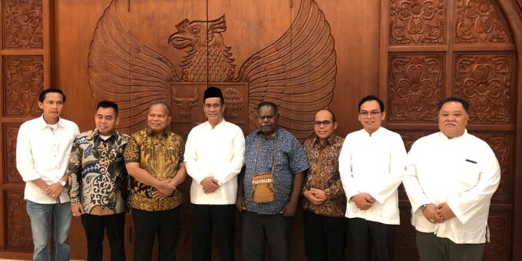 Bertemu Mentan, Bupati Seluma Bahas Pengembangan Kelapa Lokal dan Program Cetak Sawah 2026