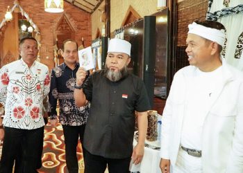 Helmi Hasan dan Gubernur Jabar Dedi Mulyadi Bahas Pembangunan Indonesia dari Daerah