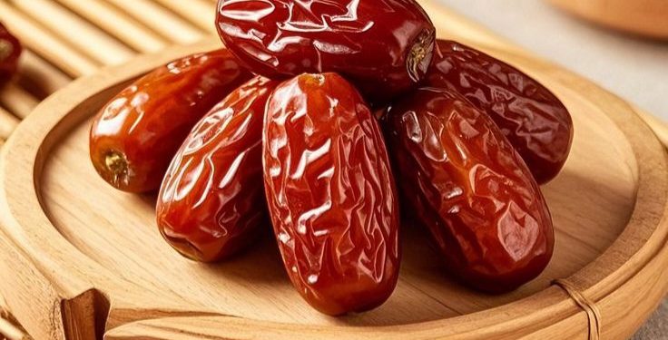 Ini 6 Manfaat Kurma untuk Kecantikan yang Jarang Disadari, Bikin Kulit Cerah dan Glowing Alami