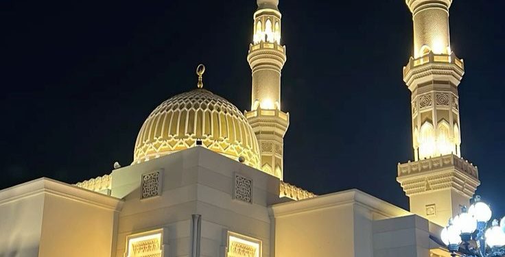 Ini Doa dan Keutamaan Sholat Tahajud yang Perlu Diketahui, Amalan Sunah Pembuka Pintu Langit