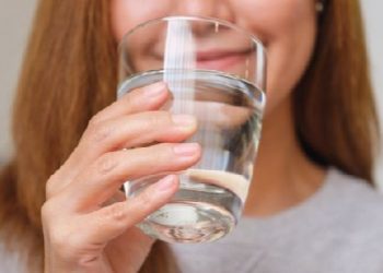 Ini Cara Mengatasi Dehidrasi Selama Puasa, Bikin Tubuh Tetap Segar dan Bertenaga