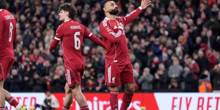 The Reds Libas Seagulls, Liverpool Tembus 16 Besar Piala FA