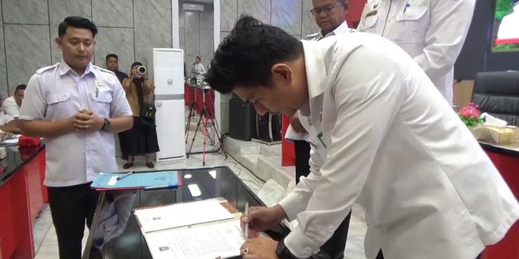 Penandatanganan Fakta Integritas 2026, Bupati Bengkulu Utara Minta OPD Bekerja Profesional